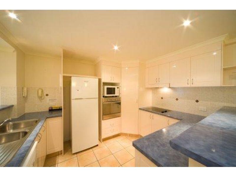 24/2 Nara Avenue, Airlie Beach QLD 4802