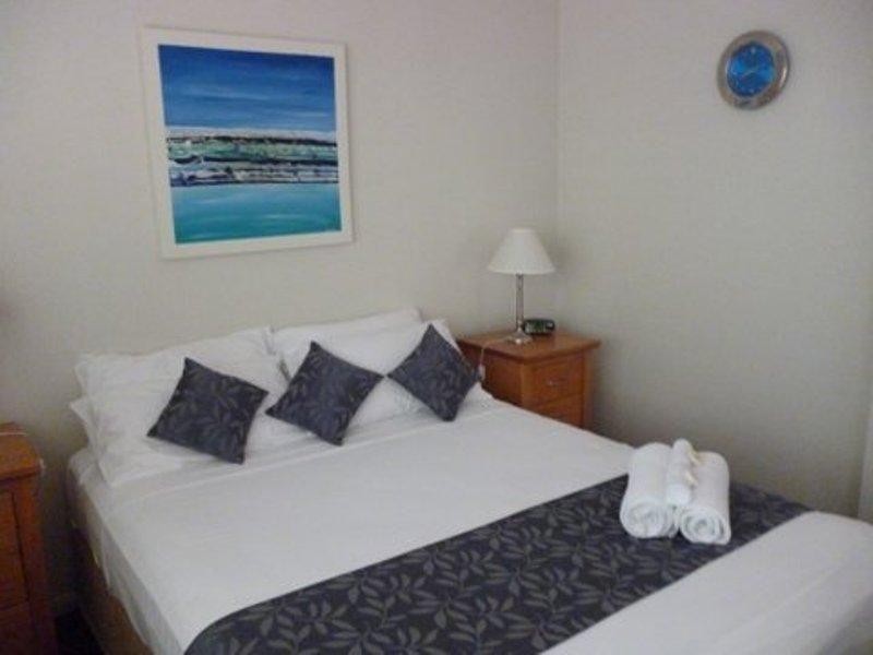 24/2 Nara Avenue, Airlie Beach QLD 4802