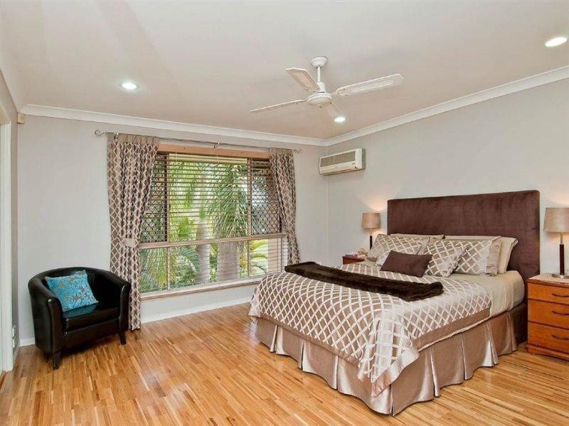 152 Palm Meadows Drive, Carrara QLD 4211