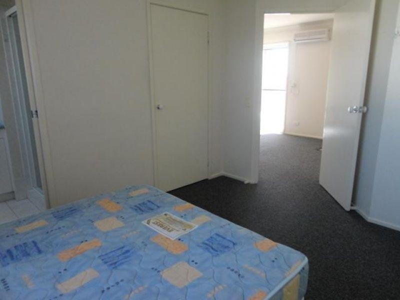 1 bed/12 Lloyd Street, Southport QLD 4215