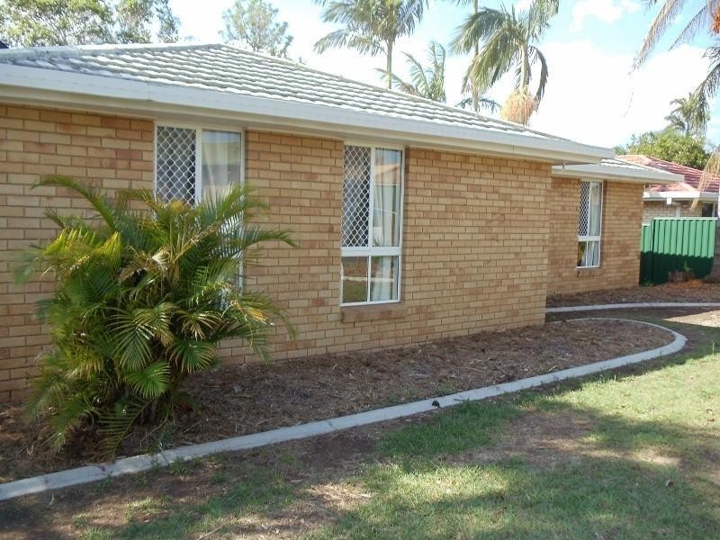 22 Hillmont Crs, Morayfield QLD 4506