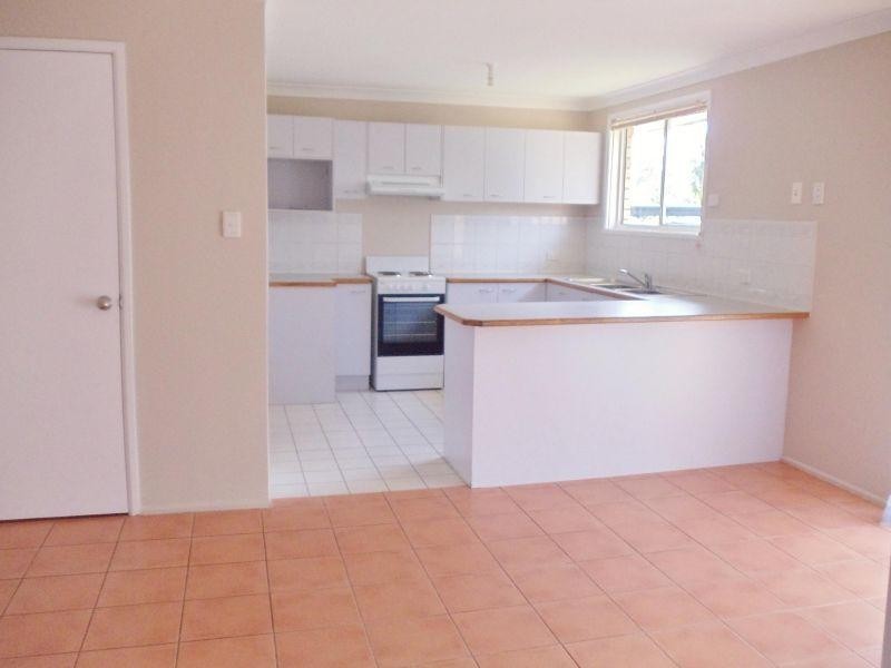 22 Hillmont Crs, Morayfield QLD 4506