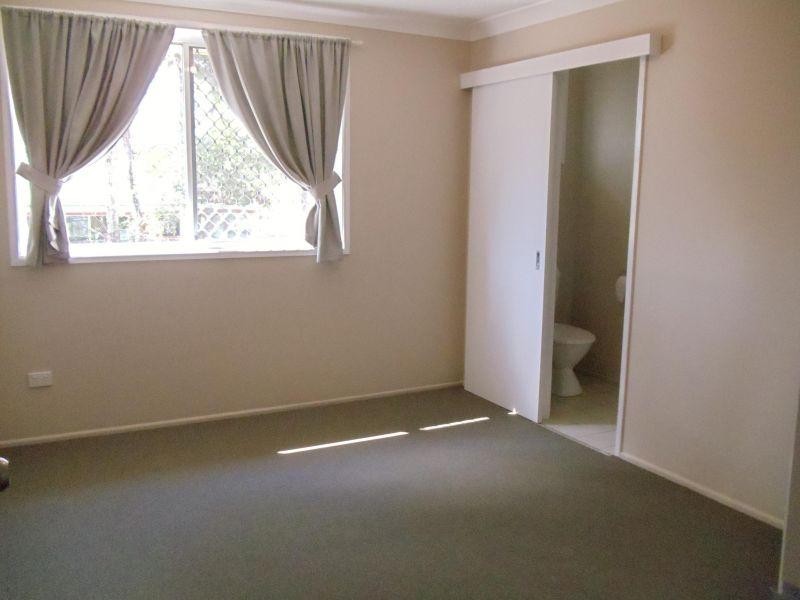 22 Hillmont Crs, Morayfield QLD 4506