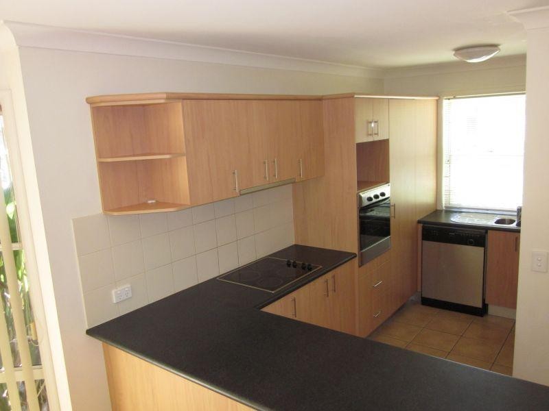 15/99-101 Heeb Street, Benowa QLD 4217