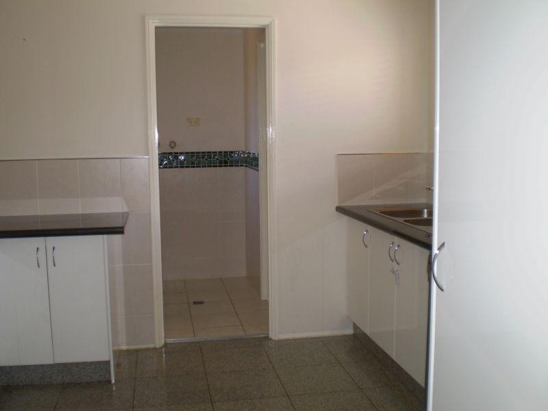 601 Pine Ridge Road, Biggera Waters QLD 4216