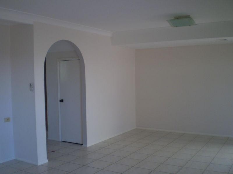 601 Pine Ridge Road, Biggera Waters QLD 4216