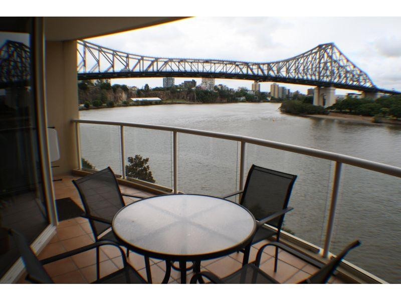 125/32 Macrossan Street, Brisbane QLD 4000