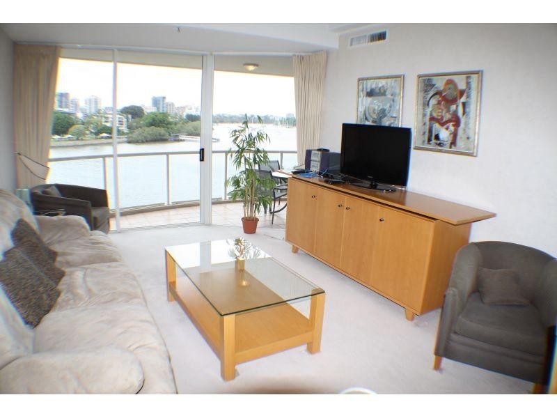 125/32 Macrossan Street, Brisbane QLD 4000