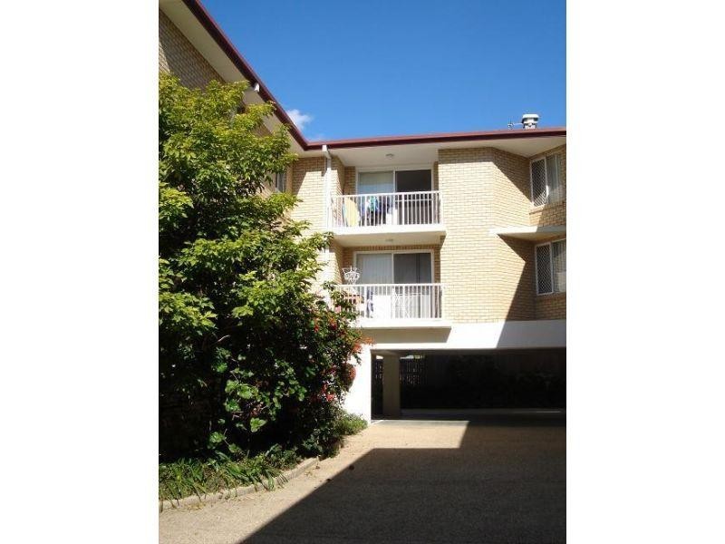 16-22  Whitby Street, Southport QLD 4215