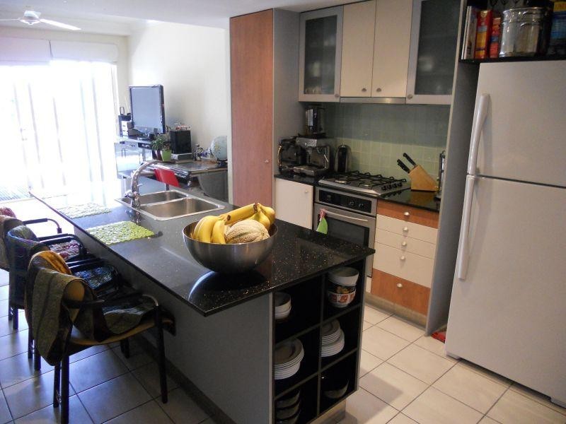 02/451 Gregory Terrace, Spring Hill QLD 4000