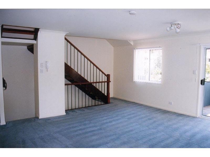 206 Darcy Road, Seven Hills QLD 4170