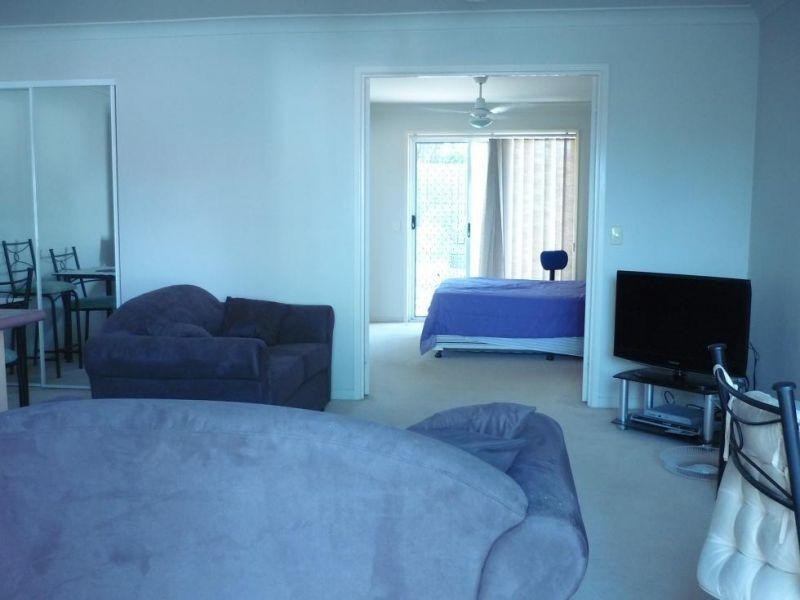 Ashmore QLD 4214
