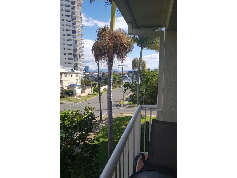 35 Palm Avenue, Surfers Paradise QLD 4217