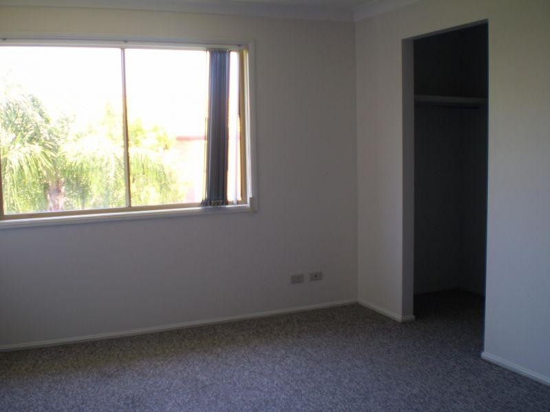 601 Pine Ridge Road, Biggera Waters QLD 4216