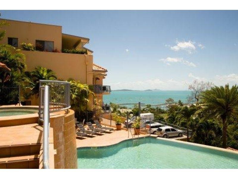 20/2 Nara Avenue, Airlie Beach QLD 4802