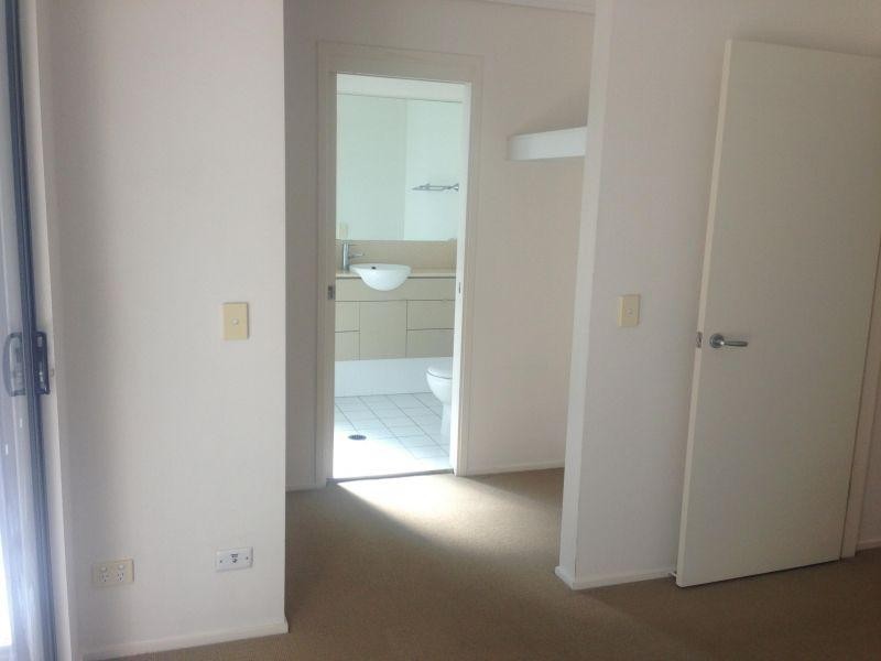 20A/18 Manning Street, Milton QLD 4064