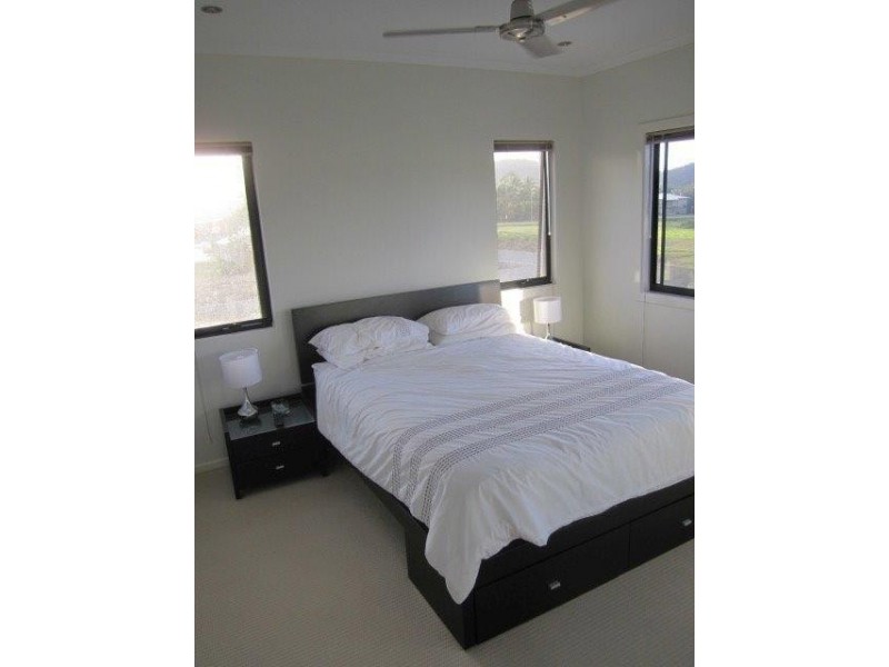 12/25 Abell Road, Cannonvale QLD 4802