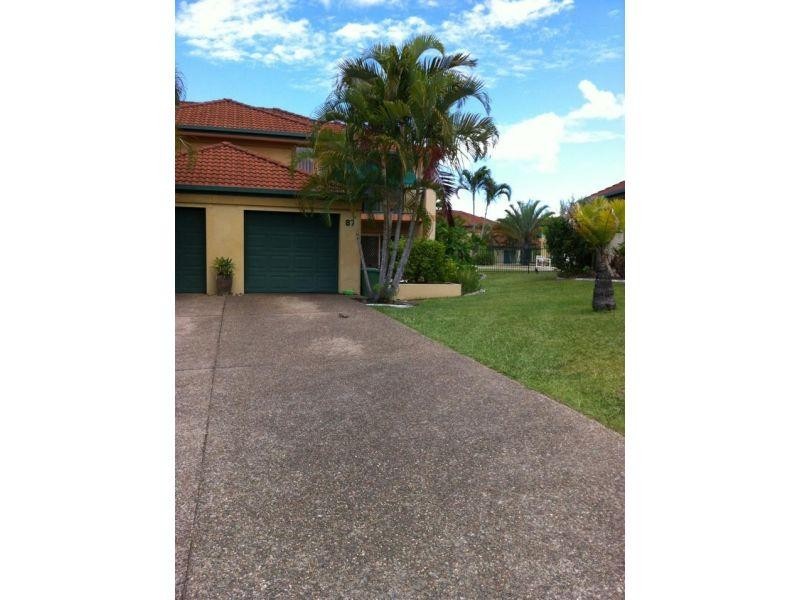 152 Palm Meadows Drive, Carrara QLD 4211