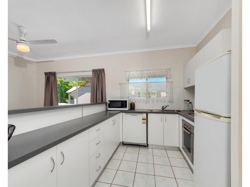52/203 Mayers Street, Cairns City QLD 4870