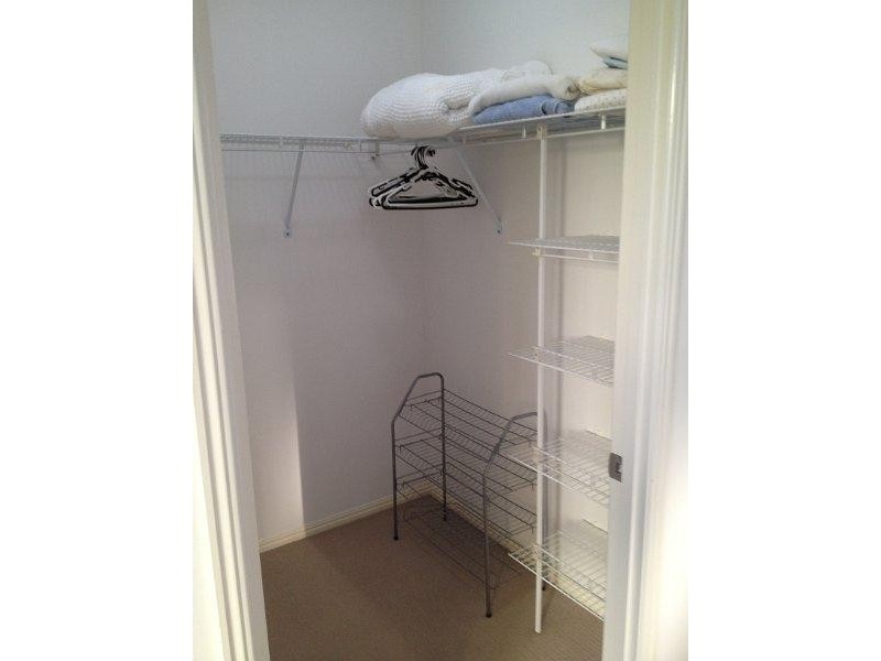 24/6 Fifth Avenue, Burleigh Heads QLD 4220