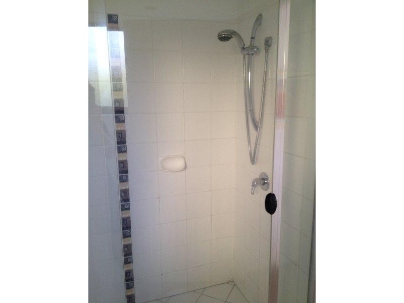 24/6 Fifth Avenue, Burleigh Heads QLD 4220