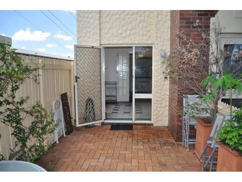 263 Gregory Tce & Victoria St, Spring Hill QLD 4000