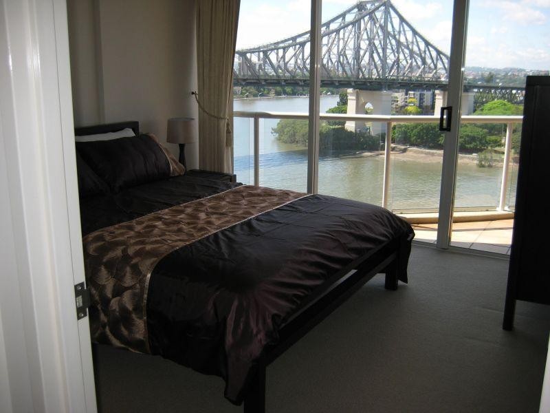 69/32 Macrossan Street, Brisbane QLD 4000