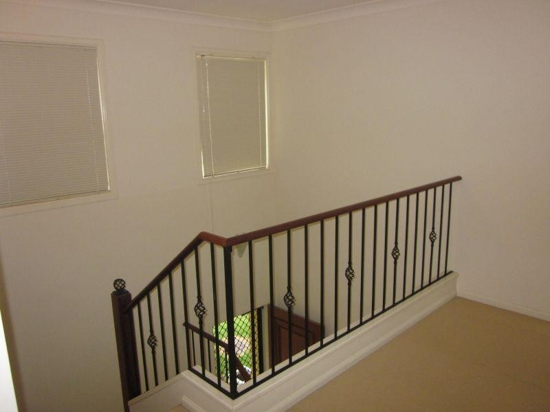 09/99-101 Heeb Street, Benowa QLD 4217