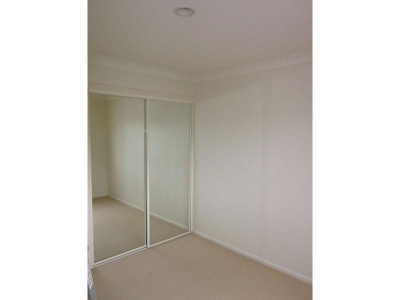 02/99-101 Heeb Street, Benowa QLD 4217