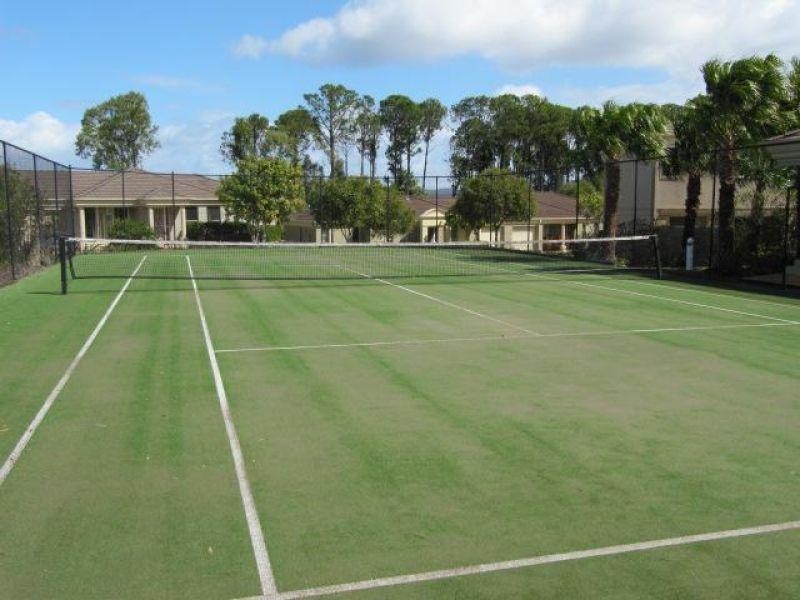 433  Brisbane Road, Arundel QLD 4214