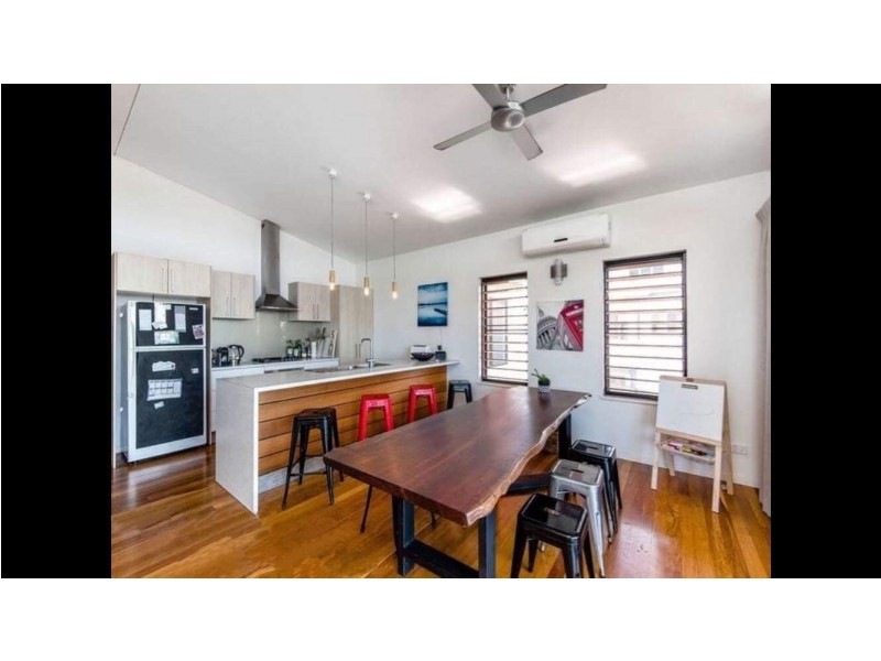 71 Daphne Drive, Redlynch QLD 4870