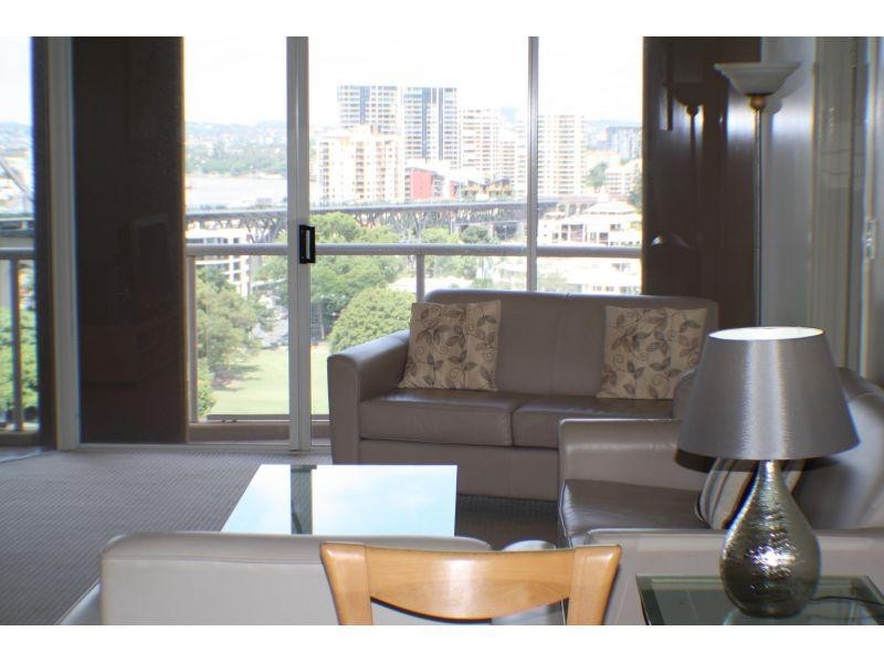 94/32 Macrossan Street, Brisbane QLD 4000