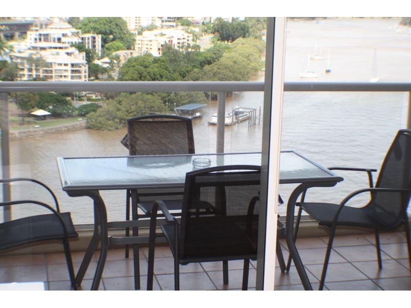 94/32 Macrossan Street, Brisbane QLD 4000