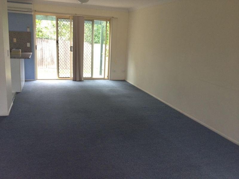 38 Murev Way, Carrara QLD 4211