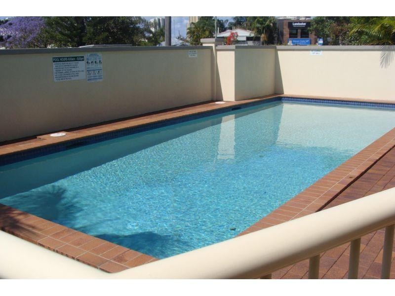 37 Mawarra Street, Chevron Island QLD 4217