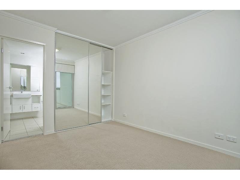 9/24 Allwood Street, Indooroopilly QLD 4068