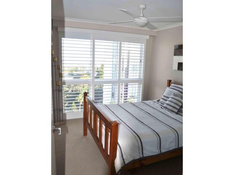 Main Beach QLD 4217