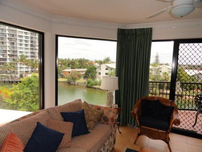 12 Paradise Island, Surfers Paradise QLD 4217