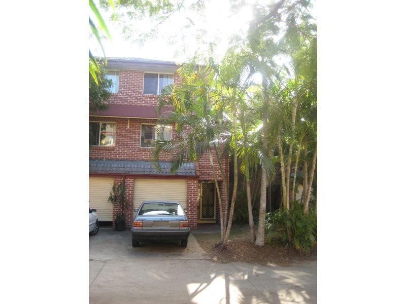 100 Racecourse Road, Bundall QLD 4217