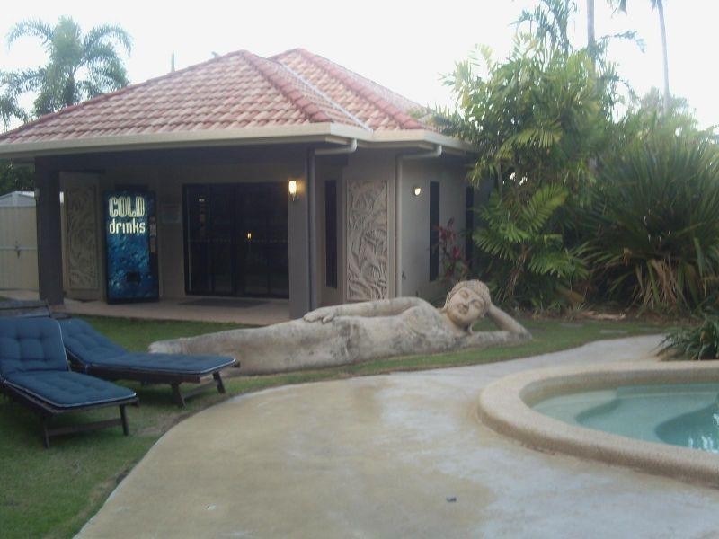 123 123/2 Rigg Street, Woree QLD 4868