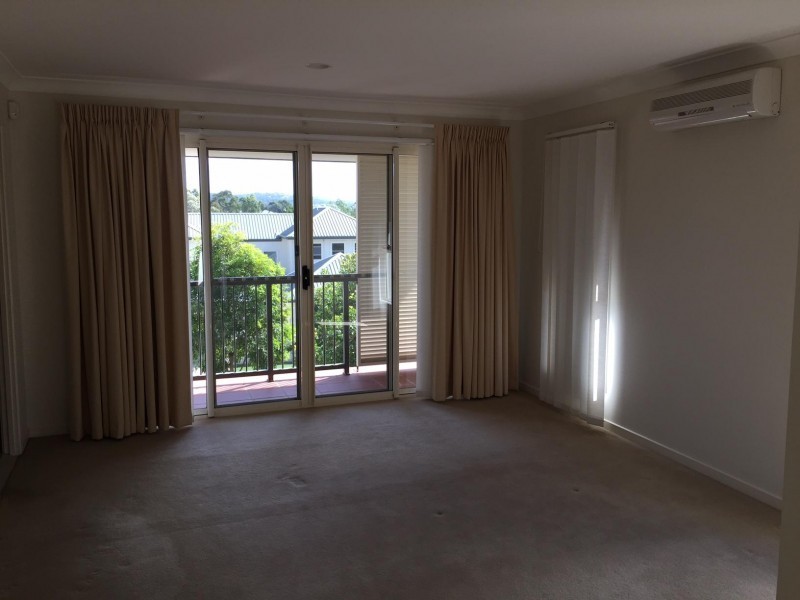 285 Easthill Drive, Robina QLD 4226