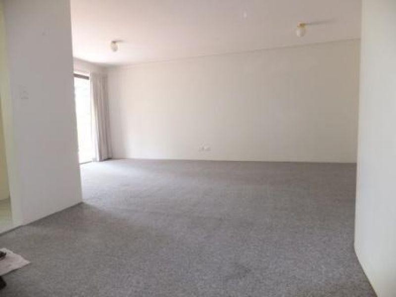 9 Bayview Street, Runaway Bay QLD 4216