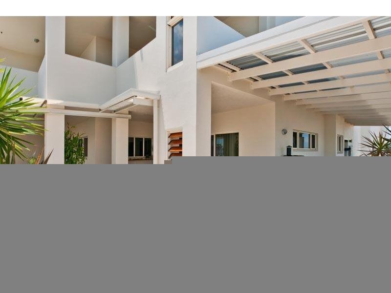 12/79 Spence Street, Cairns QLD 4870