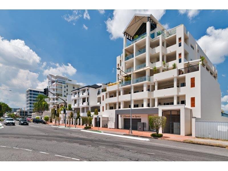 12/79 Spence Street, Cairns QLD 4870
