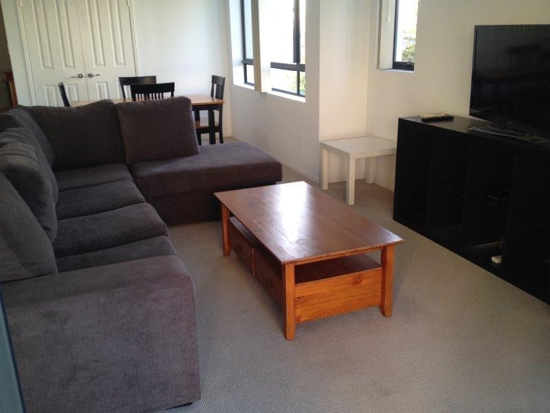 25/6 Fifth Avenue, Burleigh Heads QLD 4220