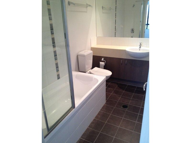 25/6 Fifth Avenue, Burleigh Heads QLD 4220