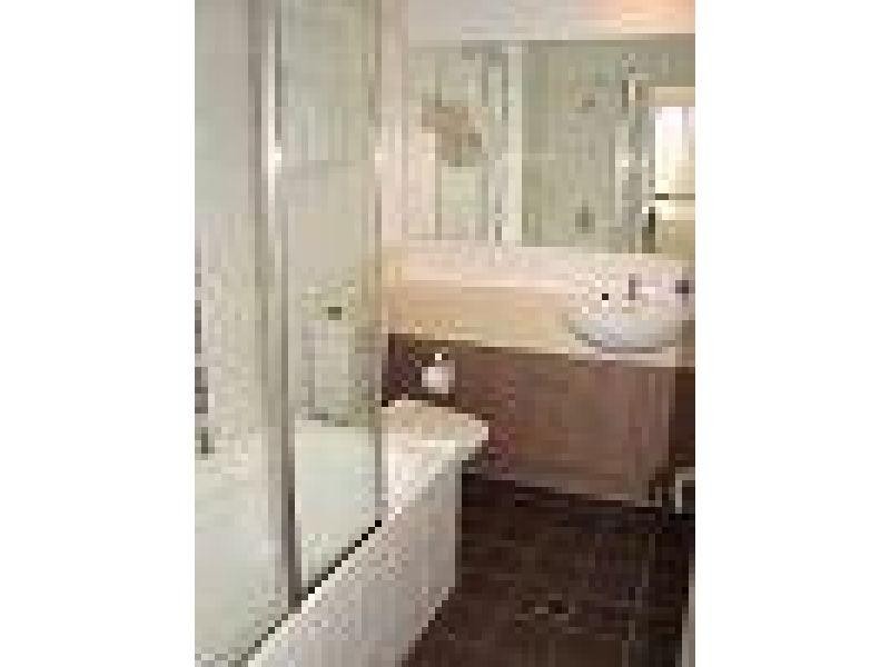 25/6 Fifth Avenue, Burleigh Heads QLD 4220