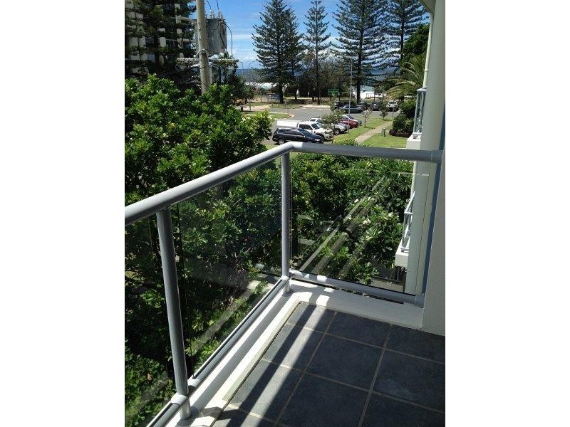 35/6 Fifth Avenue, Burleigh Heads QLD 4220