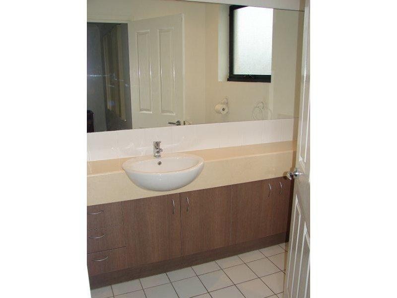 35/6 Fifth Avenue, Burleigh Heads QLD 4220