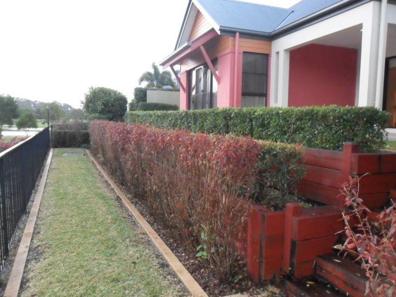 1 The Vistas Drive, Carrara QLD 4211